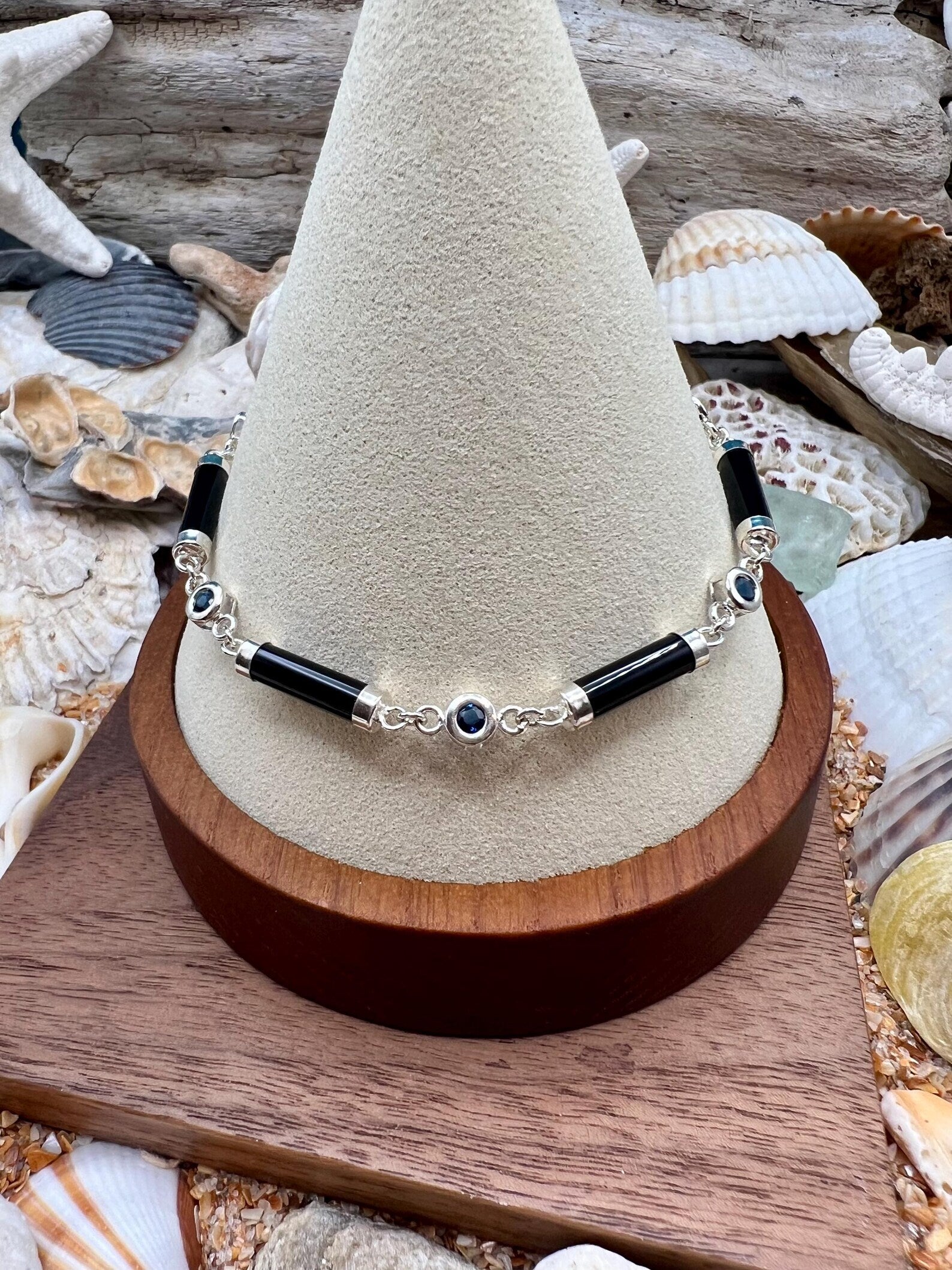 Onyx jade bracelet