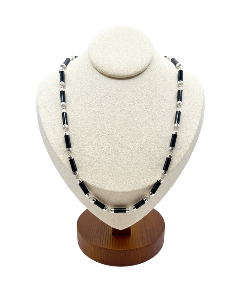Heritage Necklace - Onyx