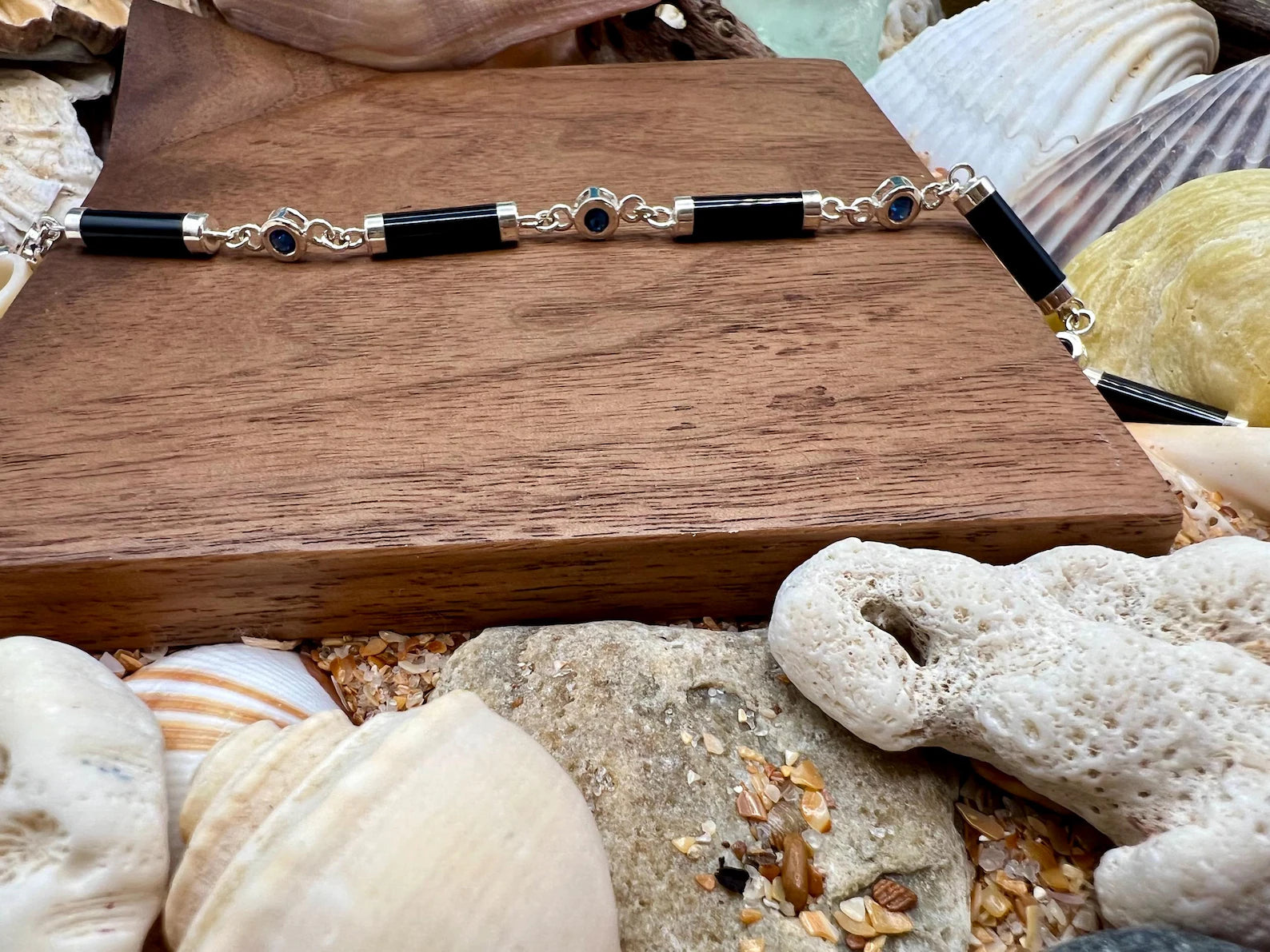 Onyx jade bracelet